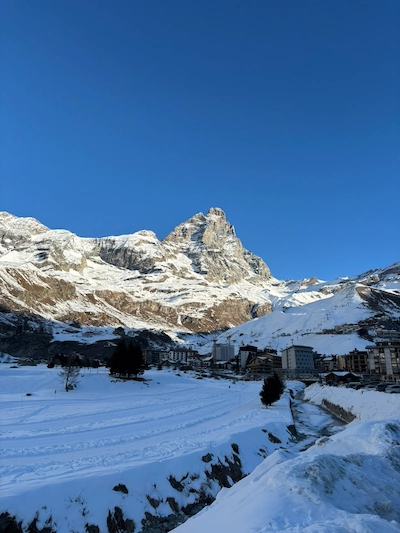 cervinia-mountains-landscape Mont Cervino landscape view